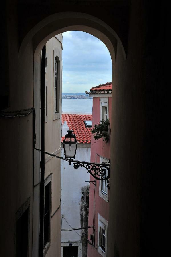 Localtraveling Remedios Apartment Lisbon Luaran gambar